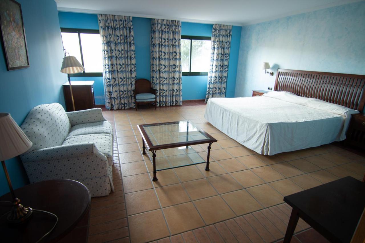פלאסנסיה Hospedium Hotel Dona Mafalda De Castilla מראה חיצוני תמונה
