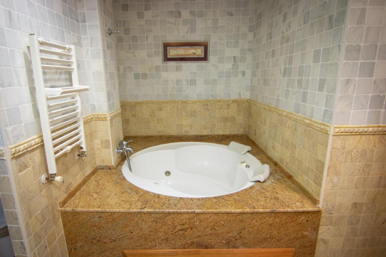 פלאסנסיה Hospedium Hotel Dona Mafalda De Castilla מראה חיצוני תמונה